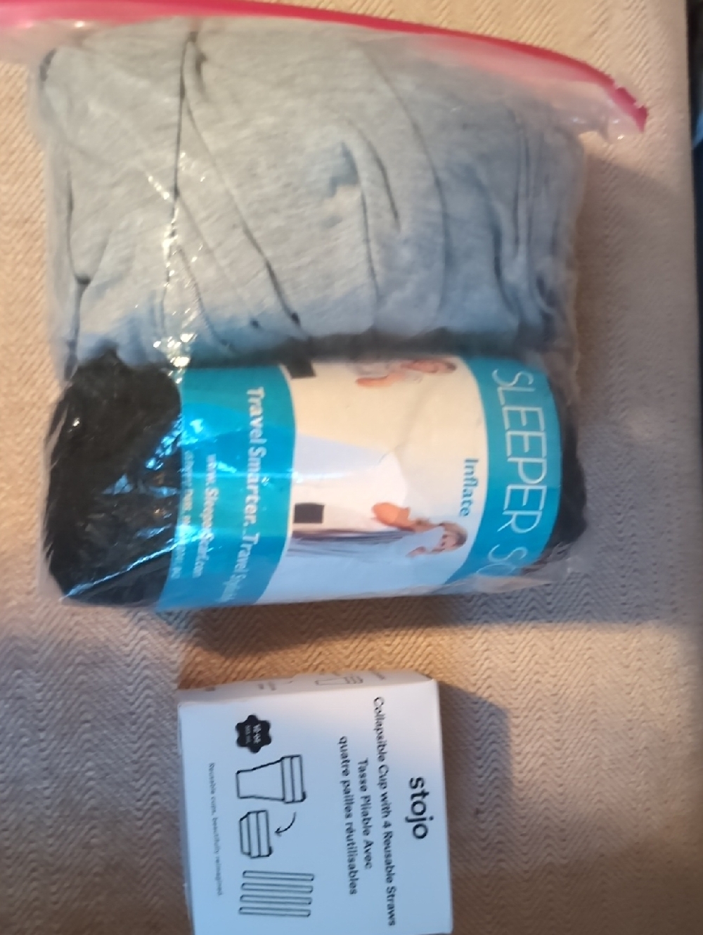 2pack Of Travel Sleeper Scarves With Inflatable Pillows